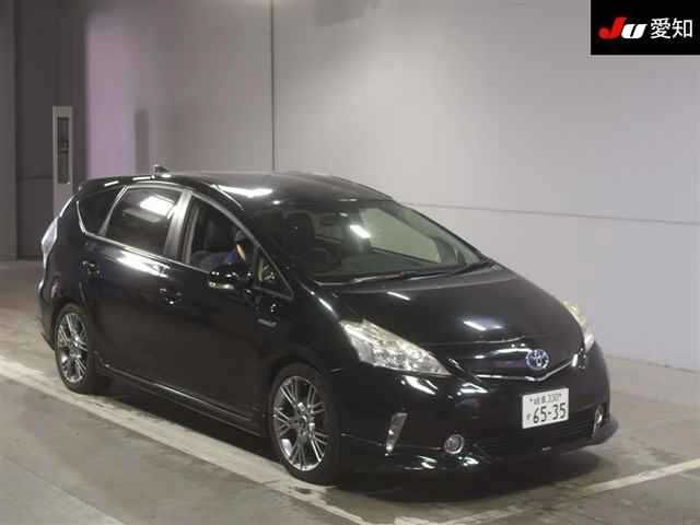 30806 Toyota Prius alpha ZVW40W 2013 г. (JU Aichi)